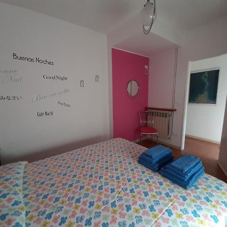Appartamento Genziana - Con Vista Piscina E Garage Sirmione Exterior foto