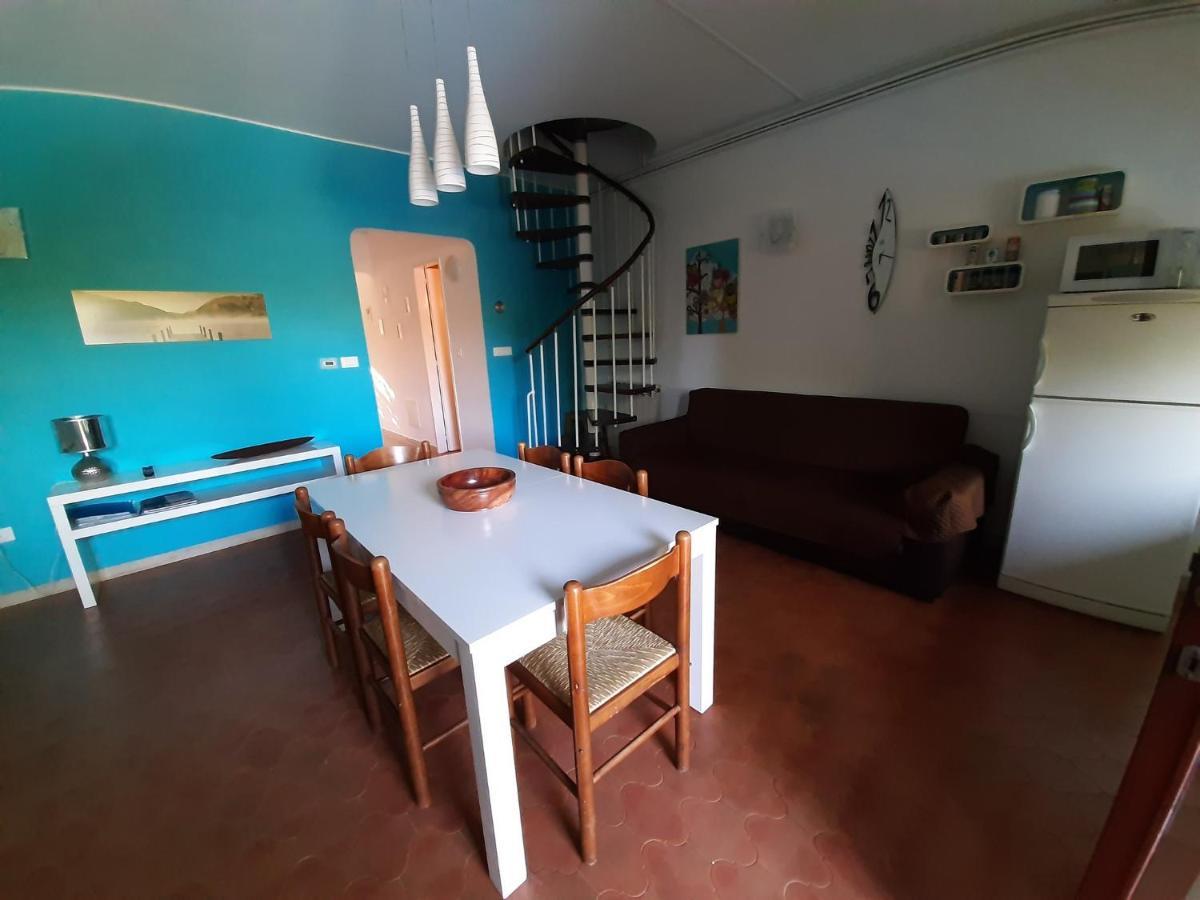 Appartamento Genziana - Con Vista Piscina E Garage Sirmione Exterior foto